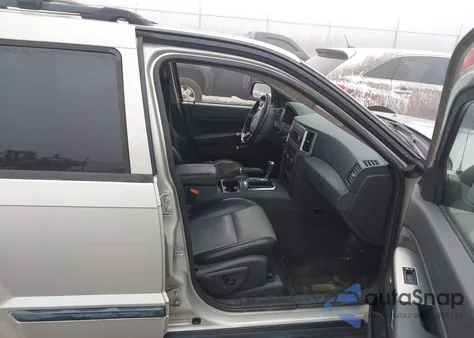 2009 Jeep Grand Cherokee Laredo z USA, uszkodzony, nr VIN 1J8GR48K19C527910